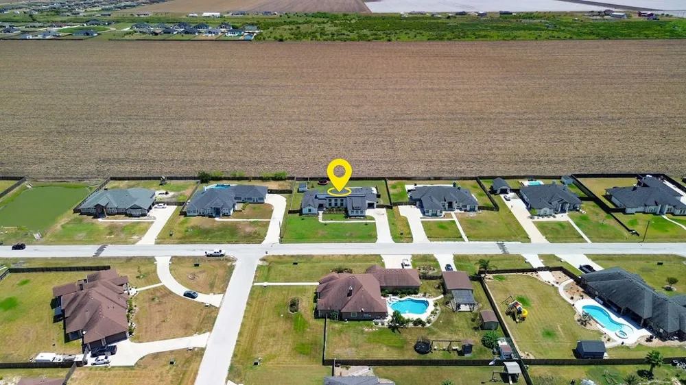 2326 Loxley Drive Corpus Christi, TX 78415