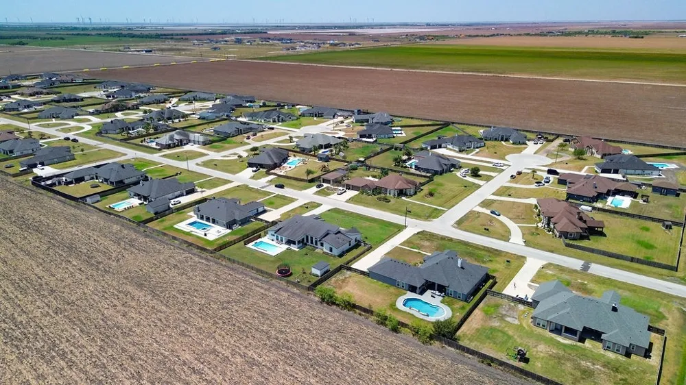 2326 Loxley Drive Corpus Christi, TX 78415