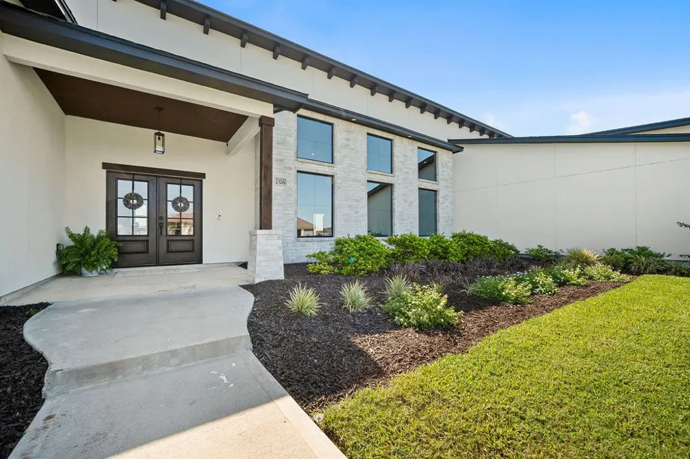 2326 Loxley Drive Corpus Christi, TX 78415