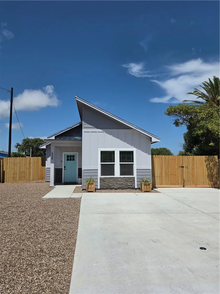 638 Claride Street Corpus Christi, TX 78418