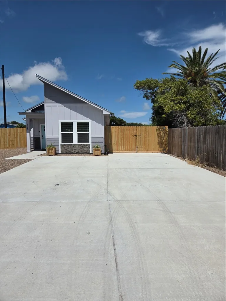 638 Claride Street Corpus Christi, TX 78418