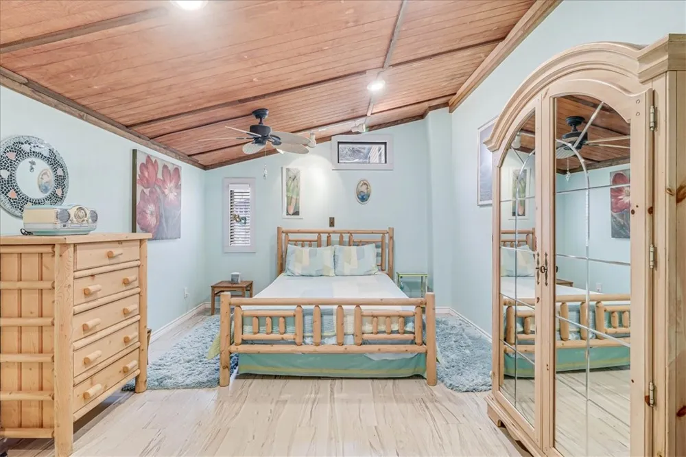 339 Bralley Drive Port Aransas, TX 78373