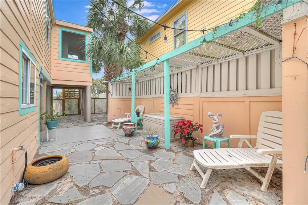 339 Bralley Drive Port Aransas, TX 78373