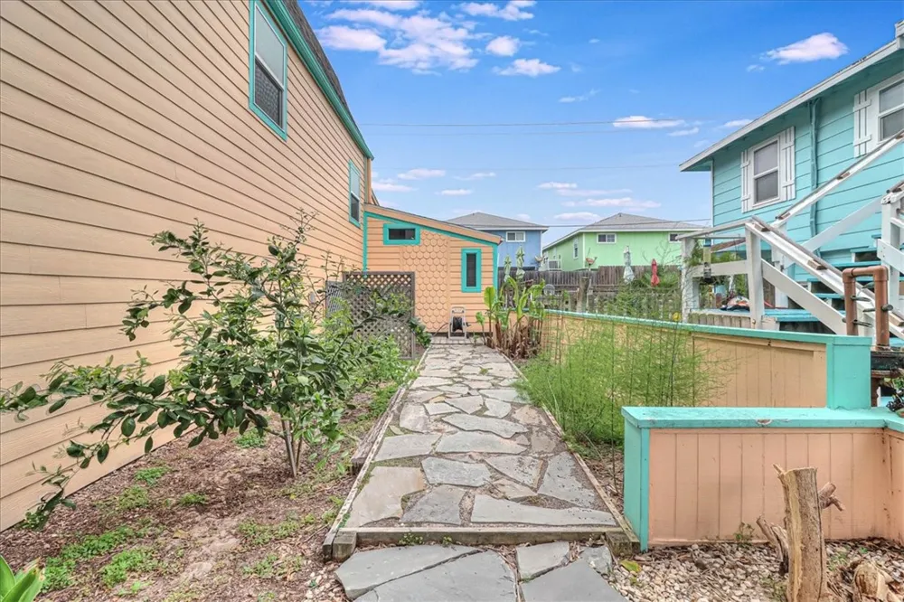 339 Bralley Drive Port Aransas, TX 78373