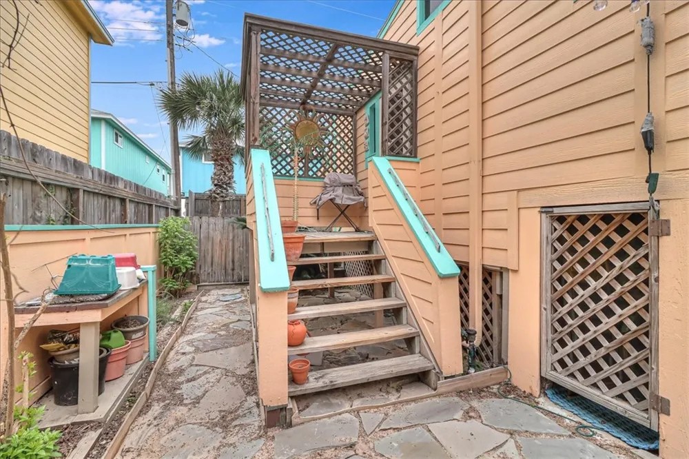 339 Bralley Drive Port Aransas, TX 78373