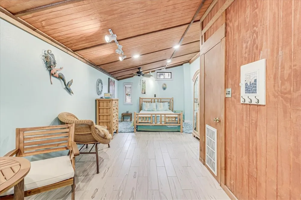 339 Bralley Drive Port Aransas, TX 78373