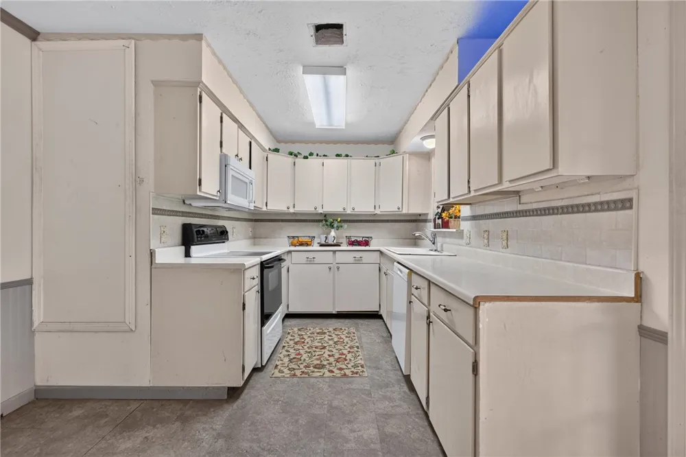 6405 Beechwood Drive Corpus Christi, TX 78412