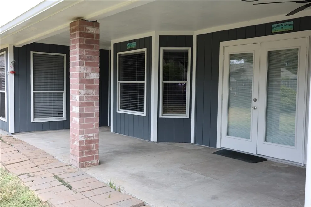 2325 Memorial Parkway Portland, TX 78374