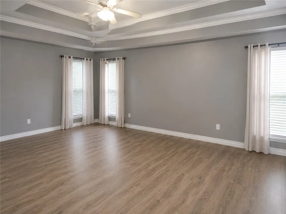 2325 Memorial Parkway Portland, TX 78374