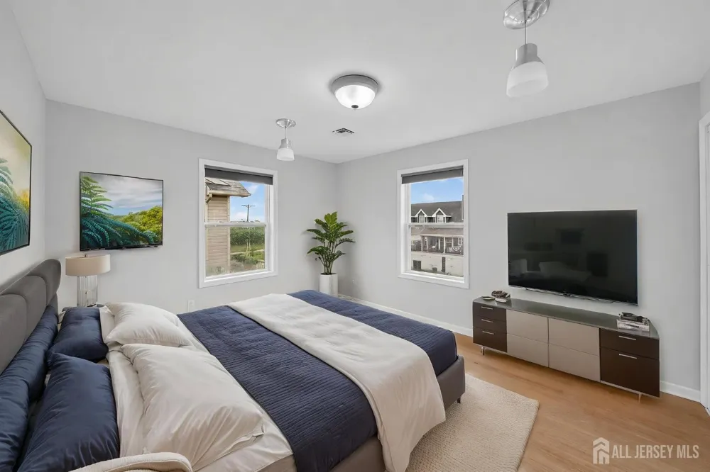 907 Harris Avenue Union Beach, NJ 07735