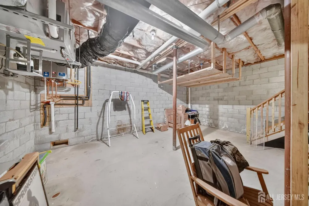 907 Harris Avenue Union Beach, NJ 07735