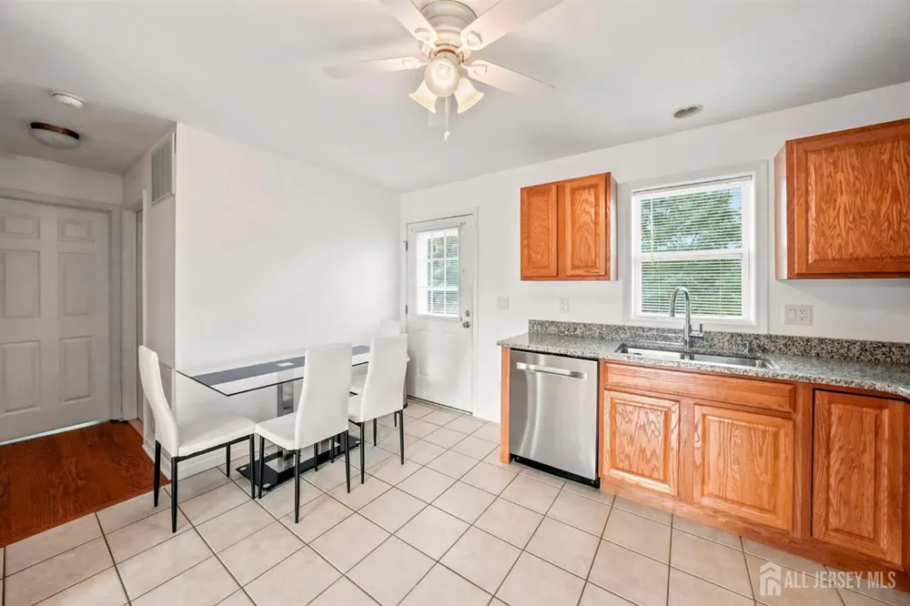 907 Harris Avenue Union Beach, NJ 07735