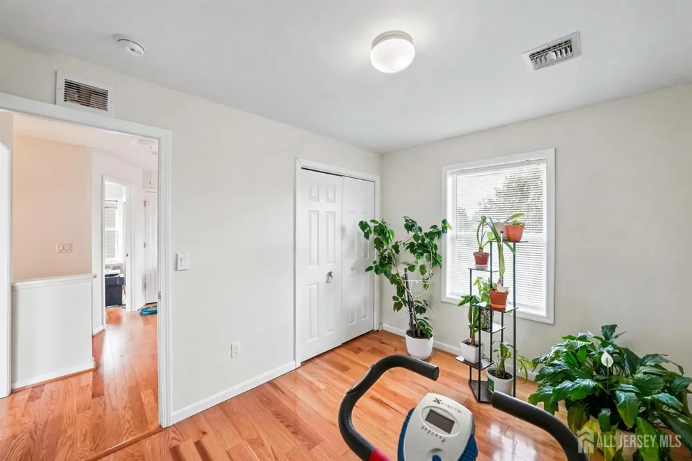 907 Harris Avenue Union Beach, NJ 07735