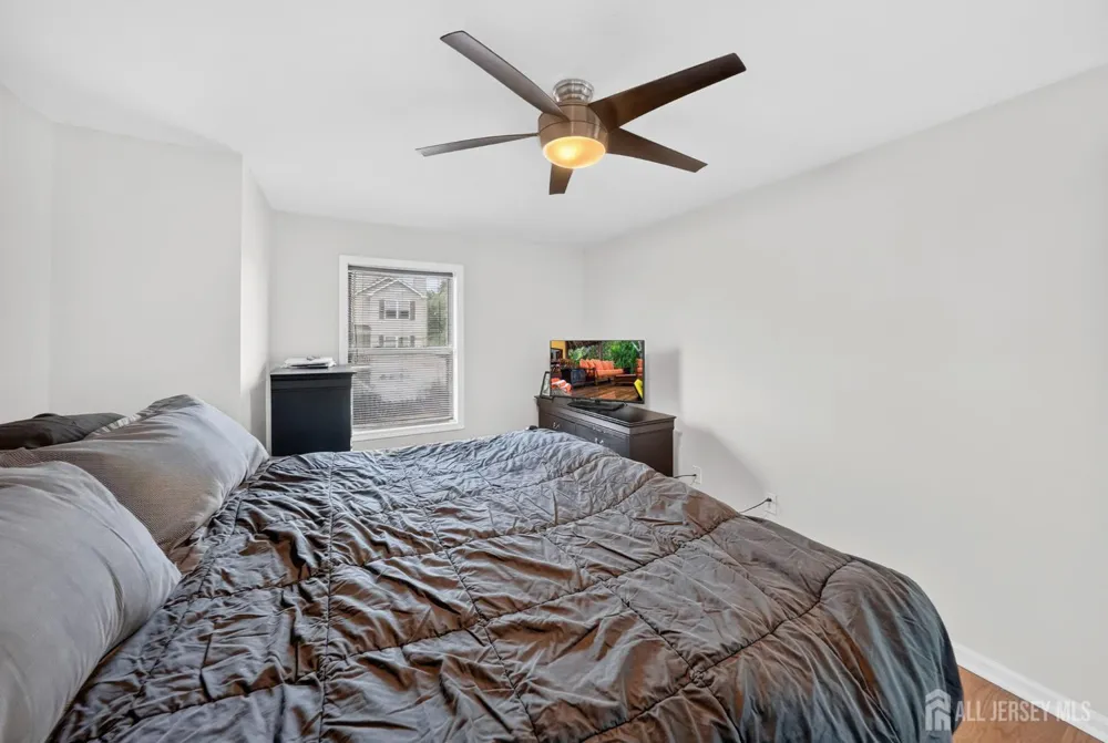 907 Harris Avenue Union Beach, NJ 07735