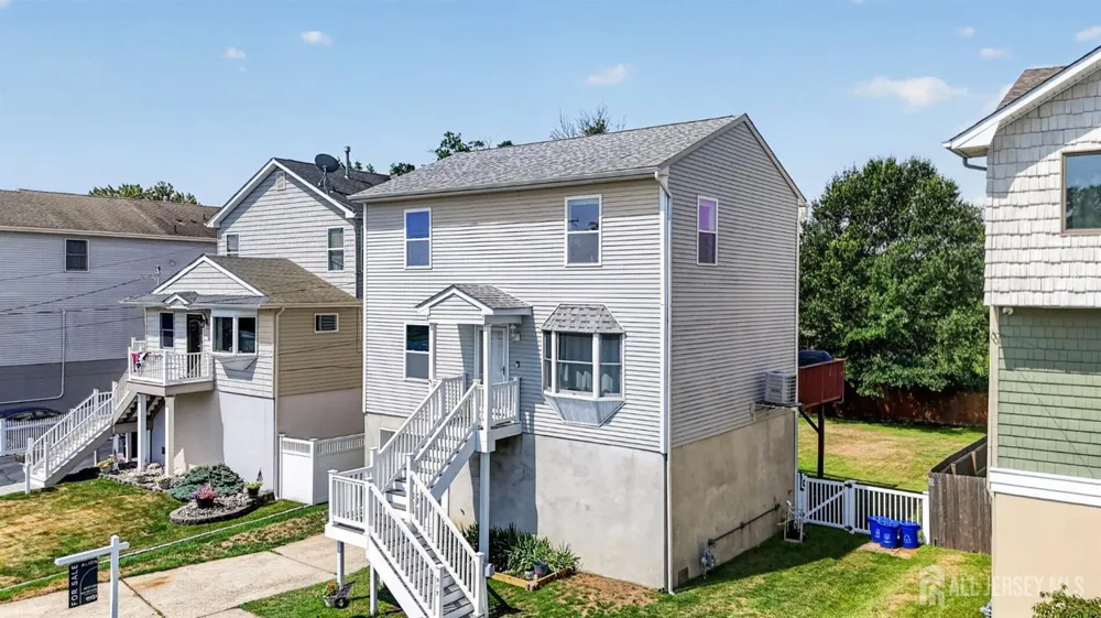 907 Harris Avenue Union Beach, NJ 07735
