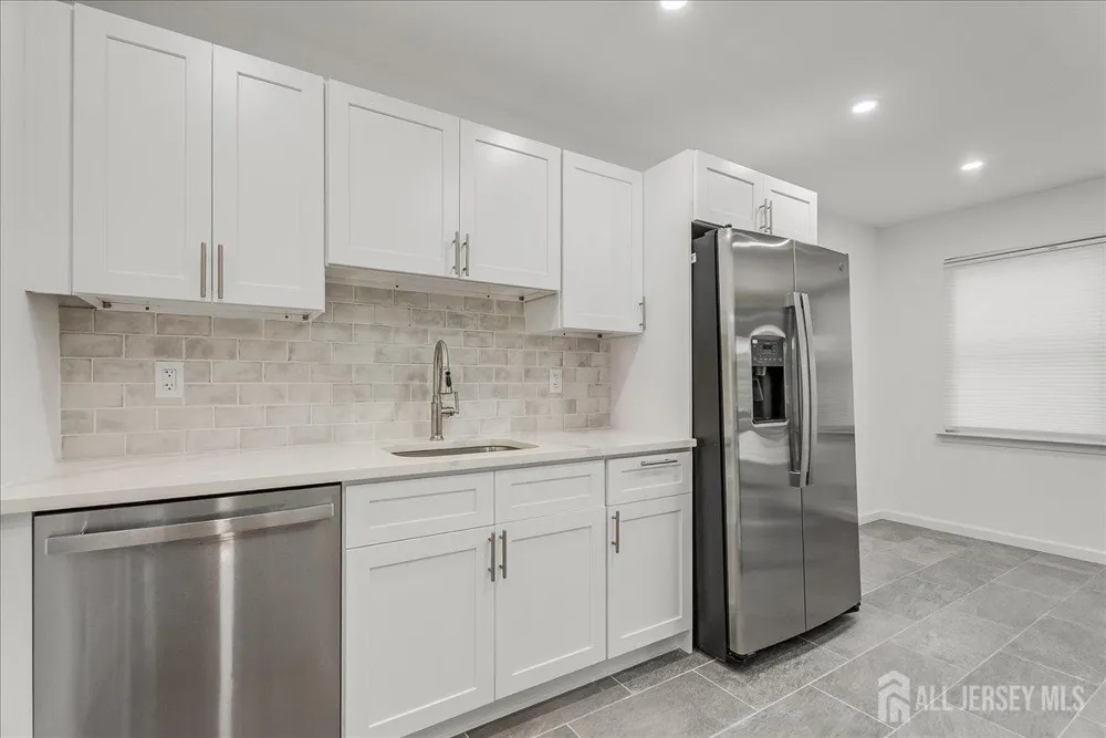 131 Beverly Hill Terrace Woodbridge Proper, NJ 07095
