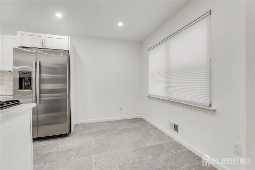 131 Beverly Hill Terrace Woodbridge Proper, NJ 07095