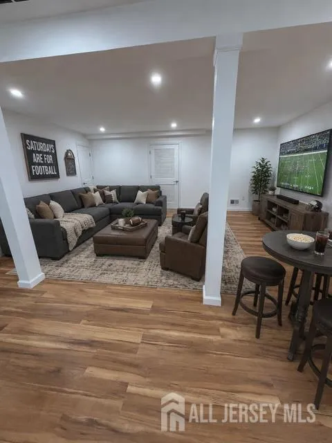 131 Beverly Hill Terrace Woodbridge Proper, NJ 07095