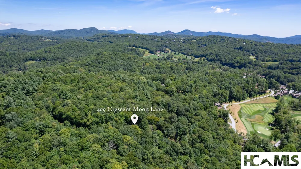 409 Crescent Moon Lane Cashiers, NC 28717