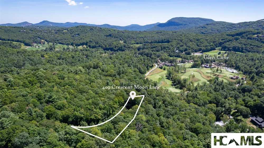 409 Crescent Moon Lane Cashiers, NC 28717