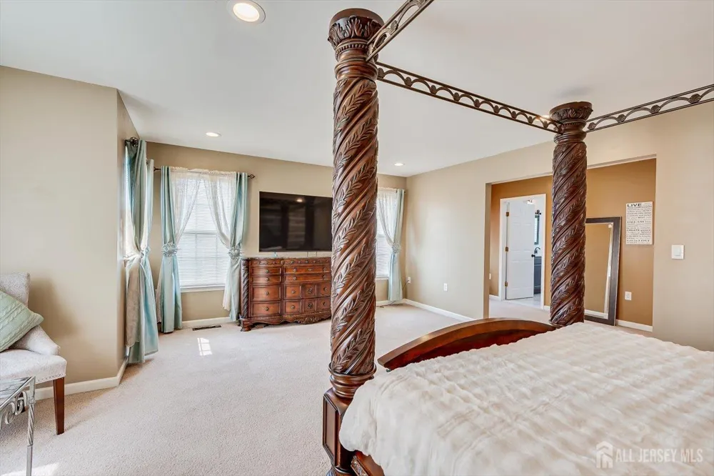 103 Timberhill Drive Franklin Twsp, NJ 08823
