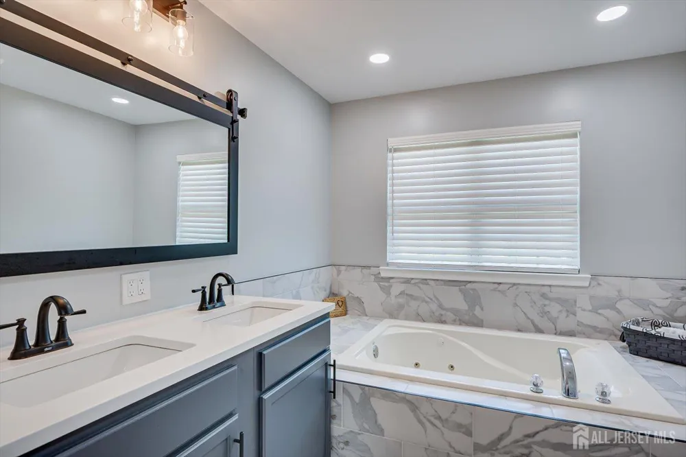103 Timberhill Drive Franklin Twsp, NJ 08823