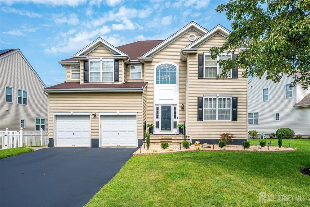 103 Timberhill Drive Franklin Twsp, NJ 08823