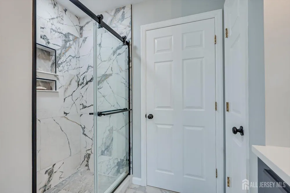 103 Timberhill Drive Franklin Twsp, NJ 08823