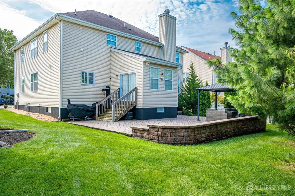103 Timberhill Drive Franklin Twsp, NJ 08823