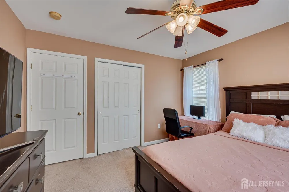 103 Timberhill Drive Franklin Twsp, NJ 08823
