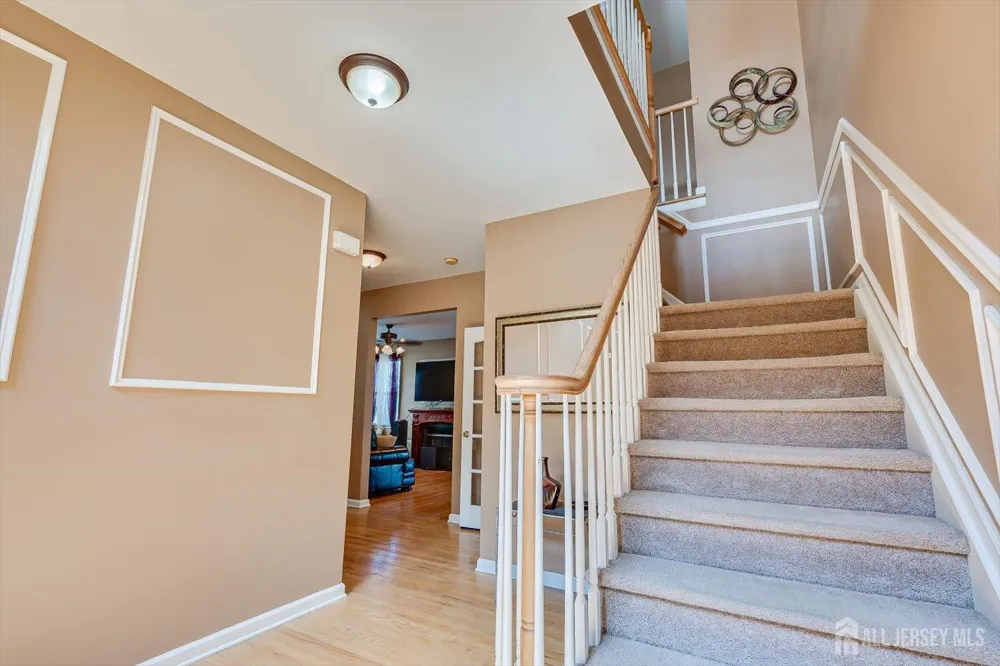 103 Timberhill Drive Franklin Twsp, NJ 08823