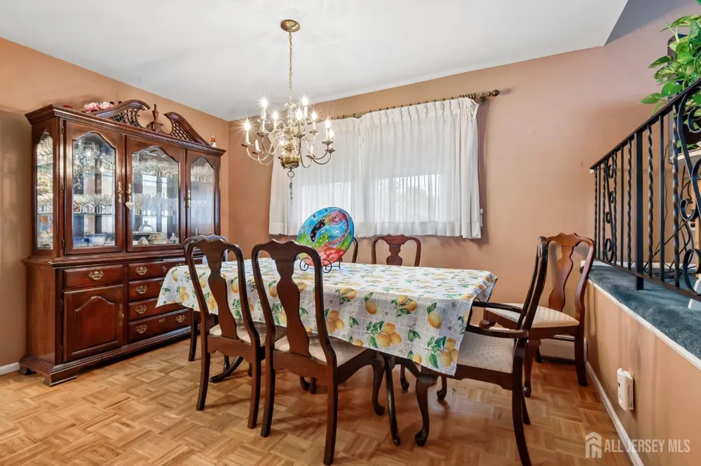 55 Lench Avenue Edison, NJ 08820