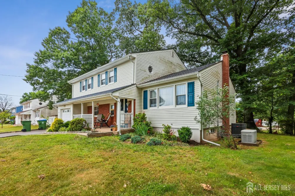 55 Lench Avenue Edison, NJ 08820