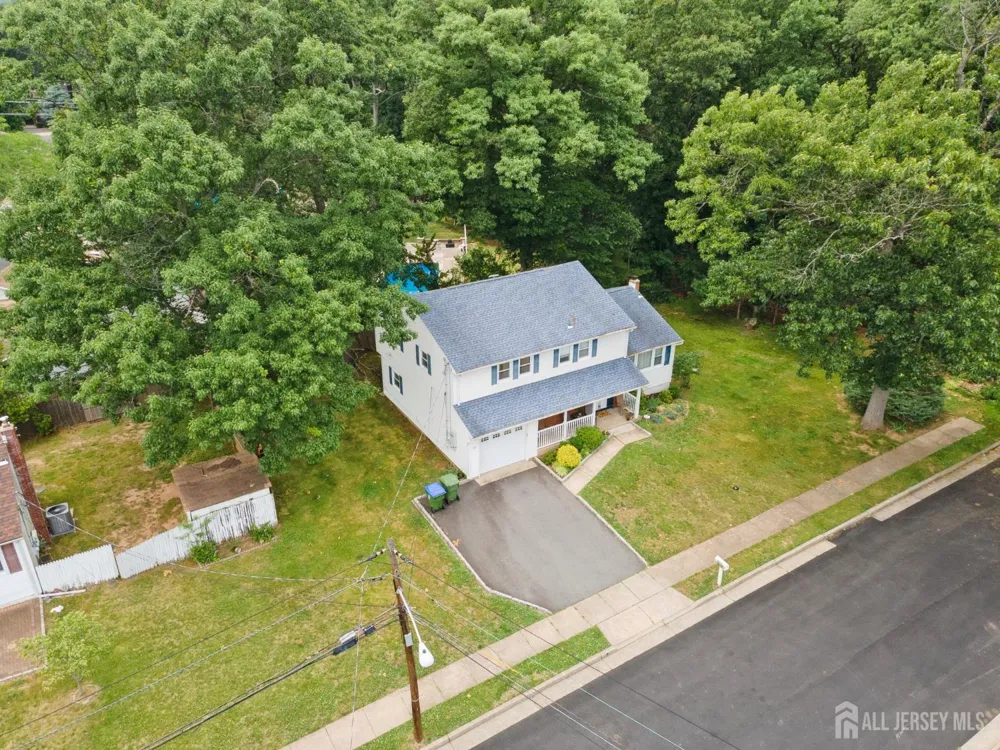 55 Lench Avenue Edison, NJ 08820