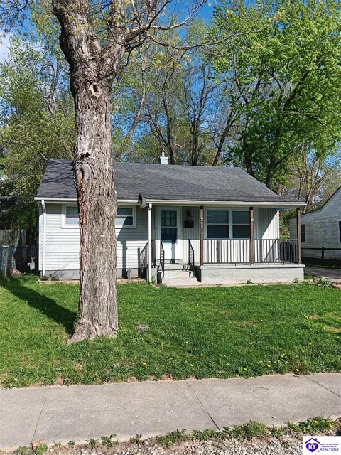 513 Lee Road