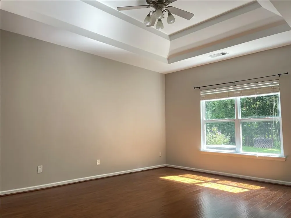 385 Blackwood Lane Suwanee, GA 30024