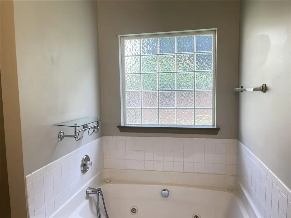 385 Blackwood Lane Suwanee, GA 30024