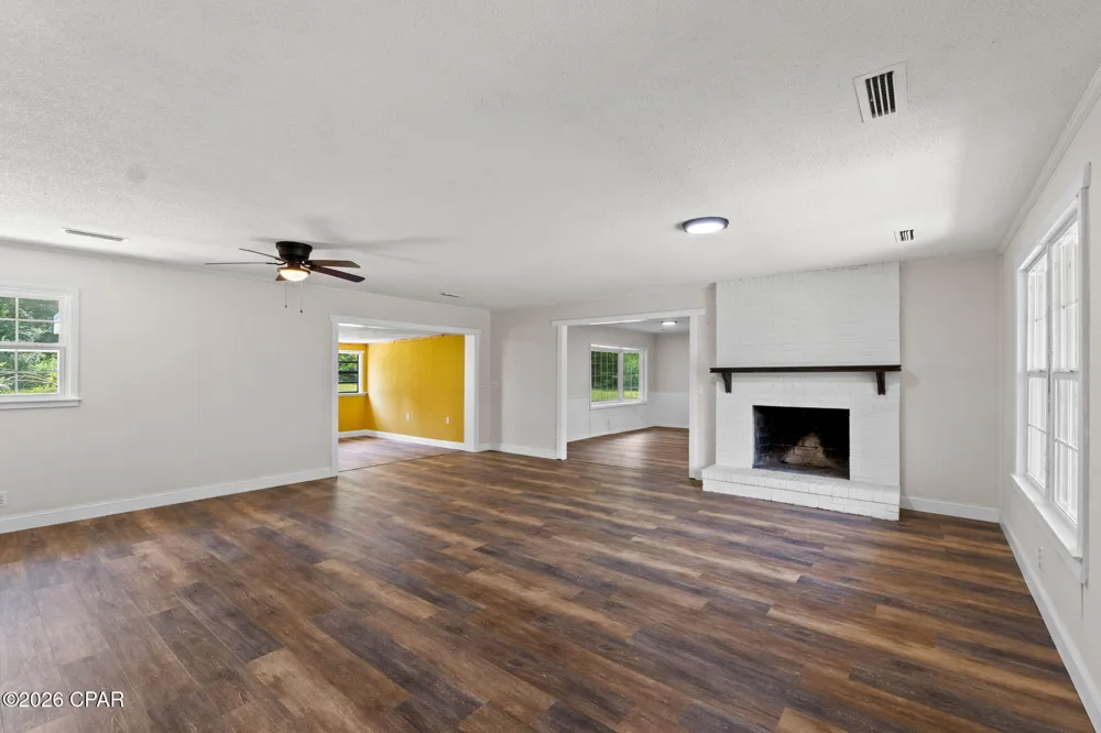 5953 Deerwood Drive Malone, FL 32445