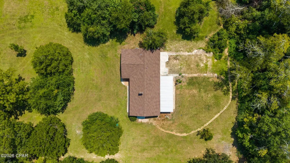 5953 Deerwood Drive Malone, FL 32445