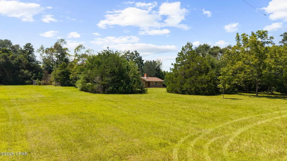 5953 Deerwood Drive Malone, FL 32445