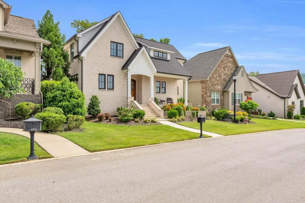 9257 Skyfall Drive Ooltewah, TN 37363