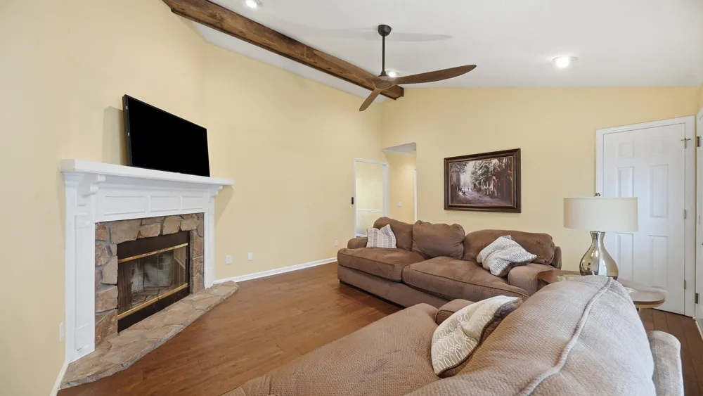 8231 Troubadour Way Ooltewah, TN 37363