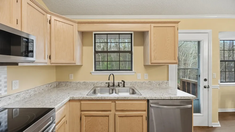 8231 Troubadour Way Ooltewah, TN 37363
