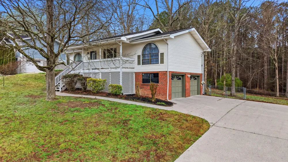 8231 Troubadour Way Ooltewah, TN 37363
