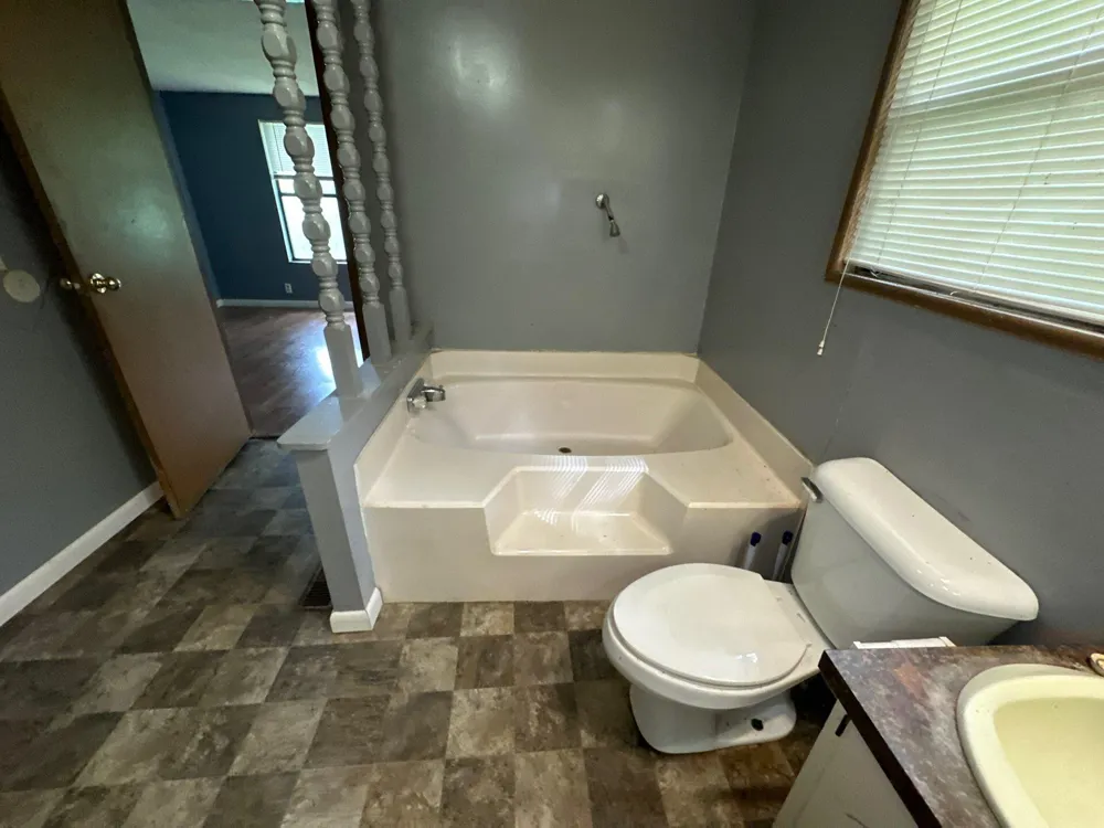 7636 Dayton Pike Hixson, TN 37343