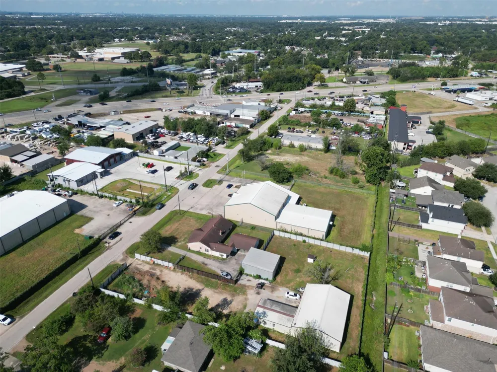 2934 Washington Drive Houston, TX 77038