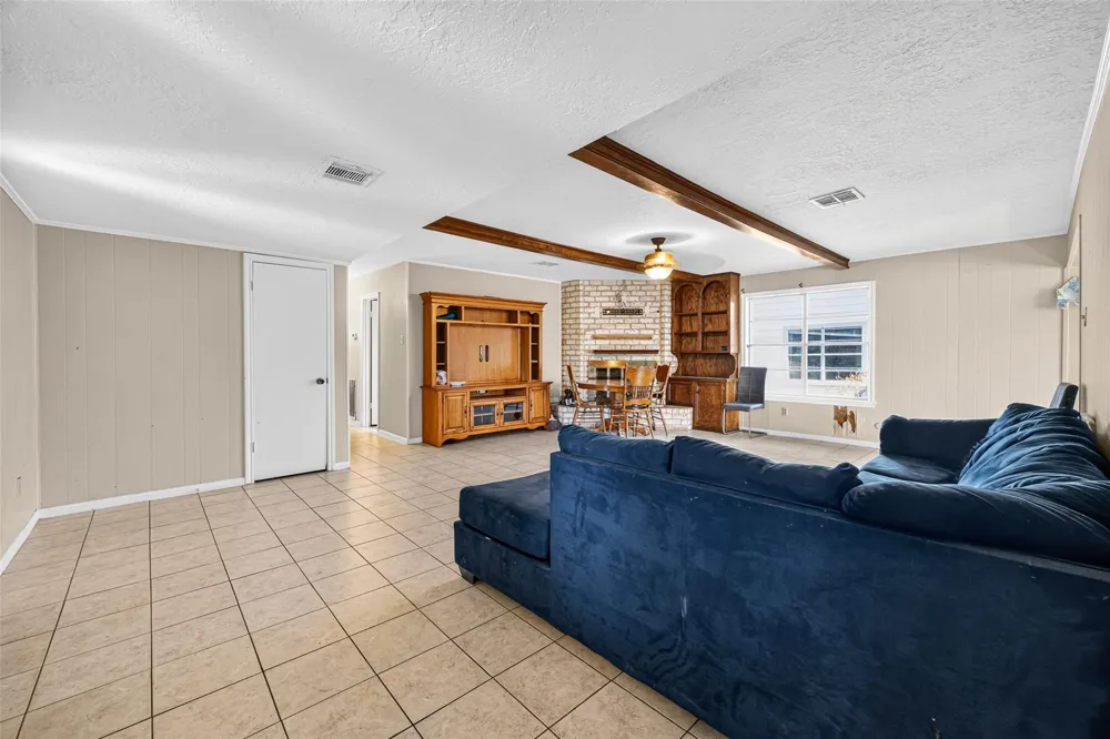 2934 Washington Drive Houston, TX 77038