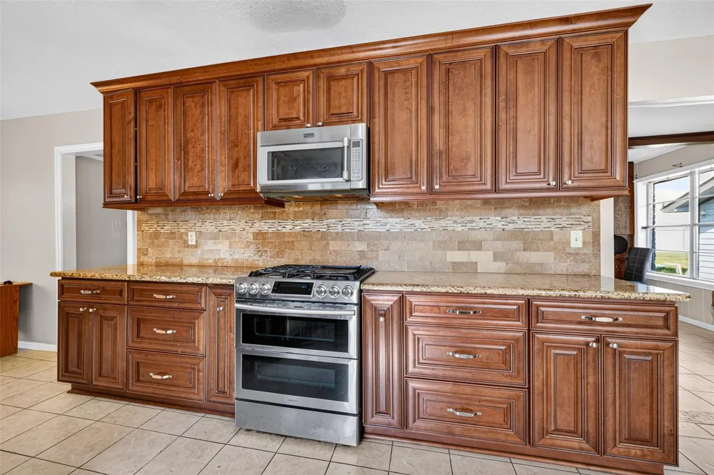 2934 Washington Drive Houston, TX 77038
