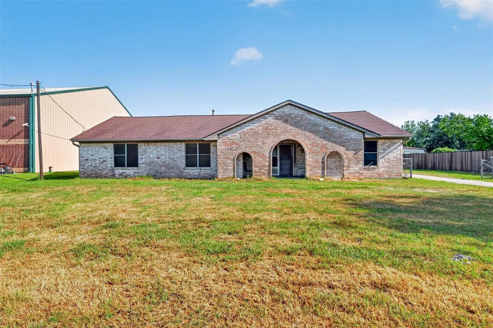 2934 Washington Drive Houston, TX 77038