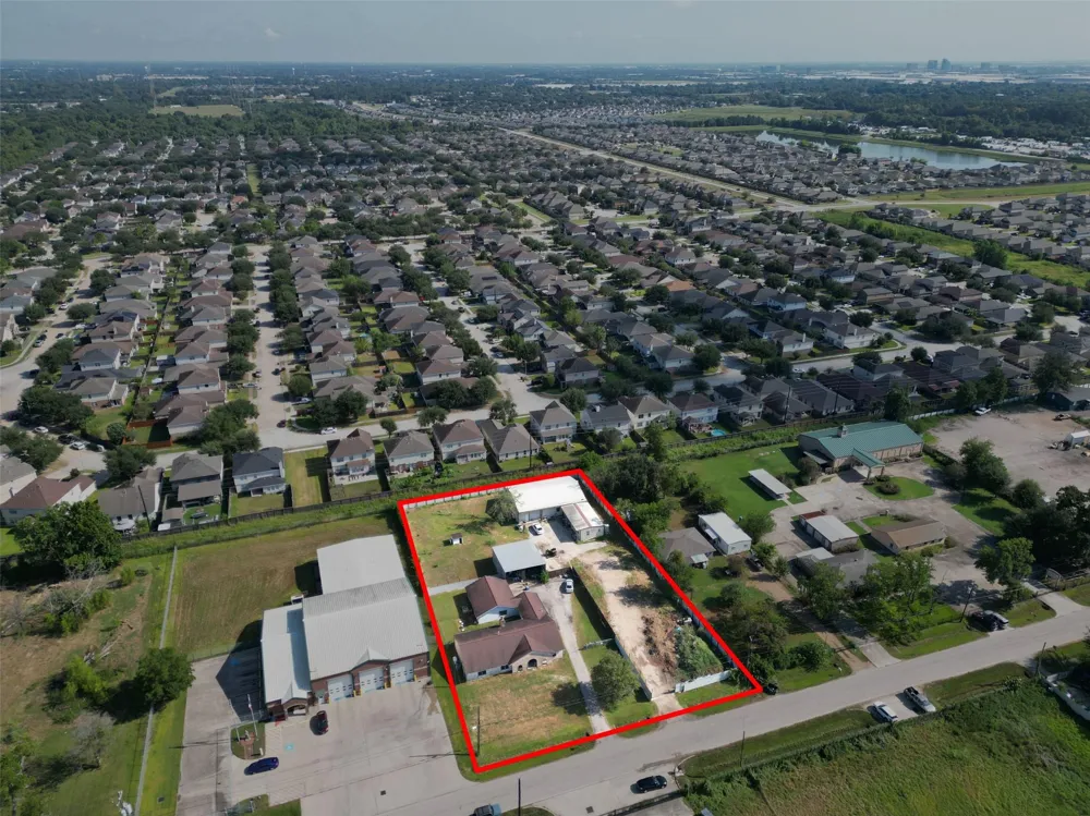 2934 Washington Drive Houston, TX 77038
